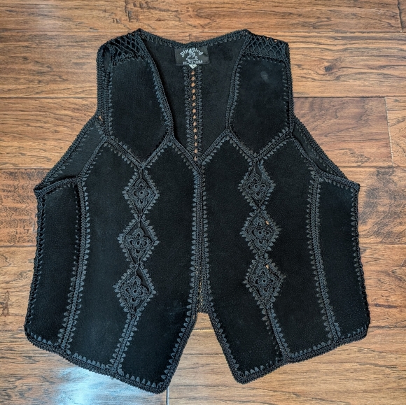 Ying Ying Of Nevada Jackets & Blazers - Ying Ying Of Nevada Black Leather Suede Crochet Whimsigoth Vest Size Large